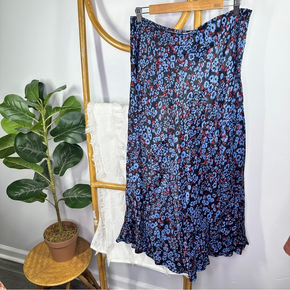 NWT Boden Navy and Red Floral Blue Skirt sz 12